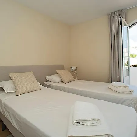 Beautiful And Quiet Family Townhouse In Great Location Casa de Férias Marbella